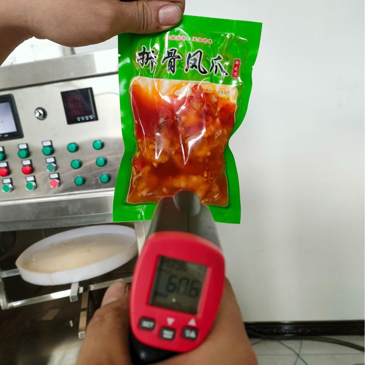 袋装凤爪微波灭菌设备   恒温恒控杀菌机