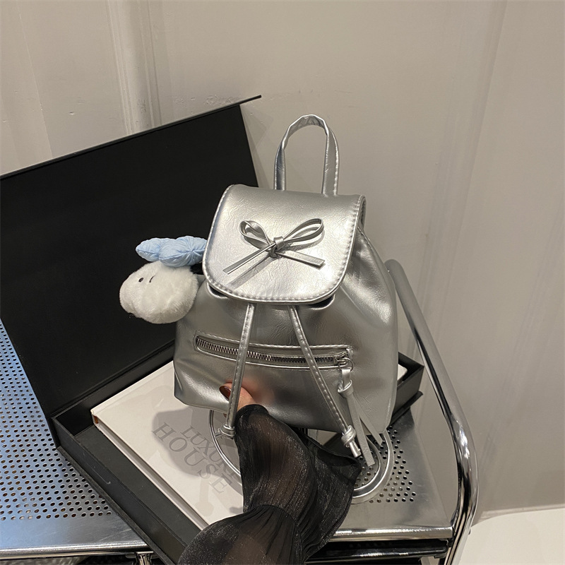 Mochila de nicho coreano para mujeres otoño 2024 nueva moda mochila de moda versátil de un solo hombro bolso de cubo