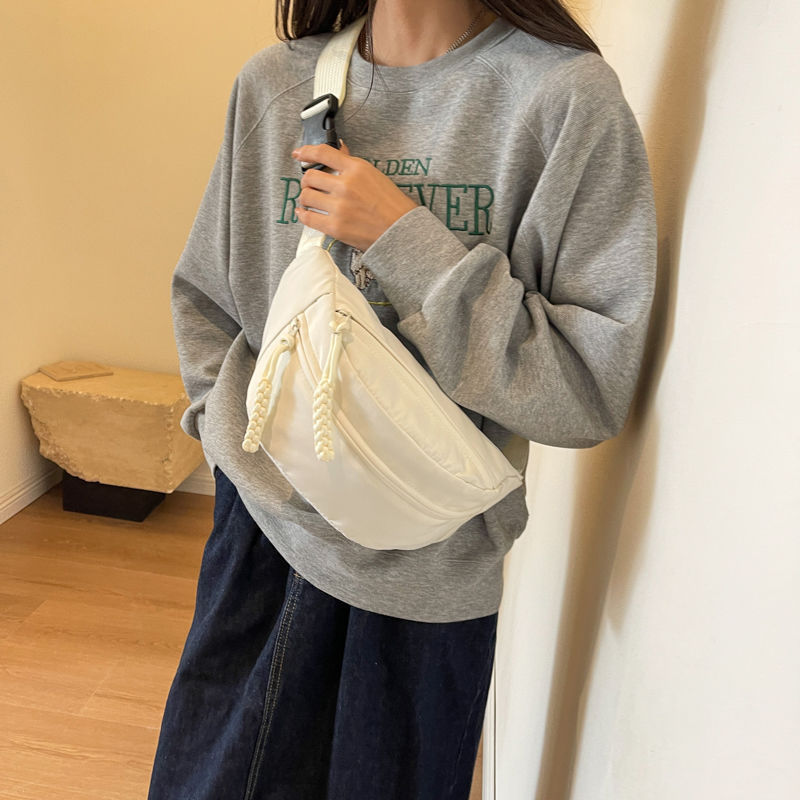 男性と女性のためのナイロンカジュアルバッグ 2025 新しいトレンディなクロスボディバッグ男性のスポーツチェストバッグニッチ多用途ウエストバッグ|undefined