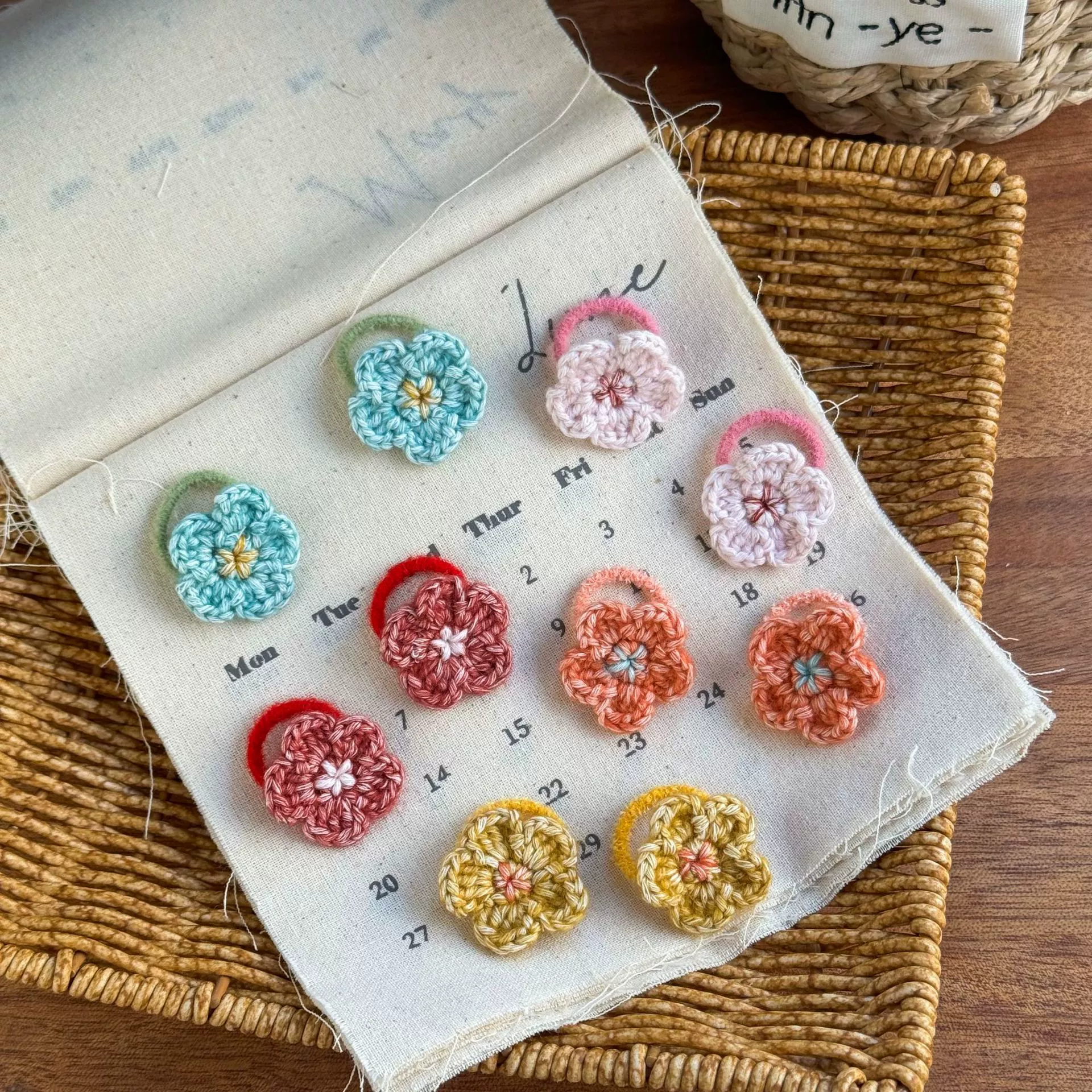 Аксессуары для волос для собак Йоркшир веревки для волос не повреждают волосы, щенок для волос цветы милые мальзис аксессуары маленькие мини