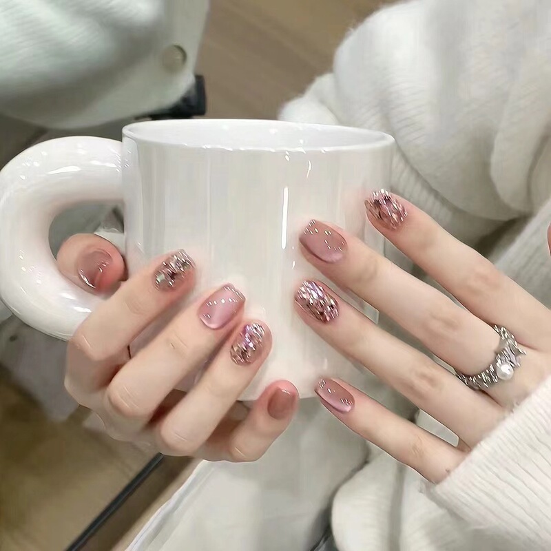 Manicure Wearable Nails Cat Eye Handmade Nail Patches Champagne Color Fake Nails Wholesale Removable and Versatile Manicure Wearable Nails Cat Eye Handmade Nail Patches Champagne Color Fake Nails Wholesale Removable and Versatile