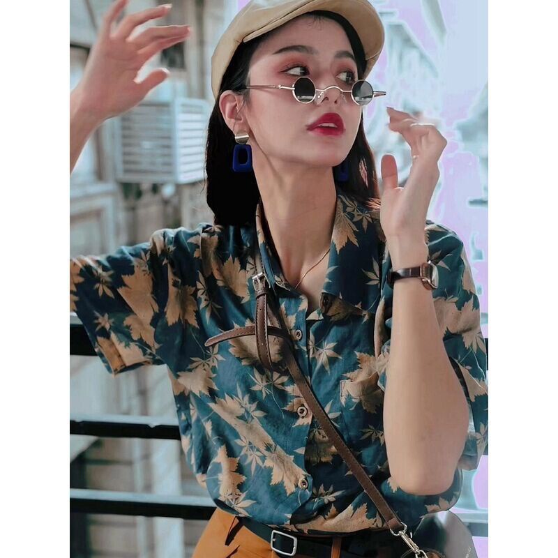 New Unisex Ins Maple Leaf Print Shirt Anime Loose Couple Short-Sleeved Floral T-Shirt New Unisex Ins Maple Leaf Print Shirt Anime Loose Couple Short-Sleeved Floral T-Shirt