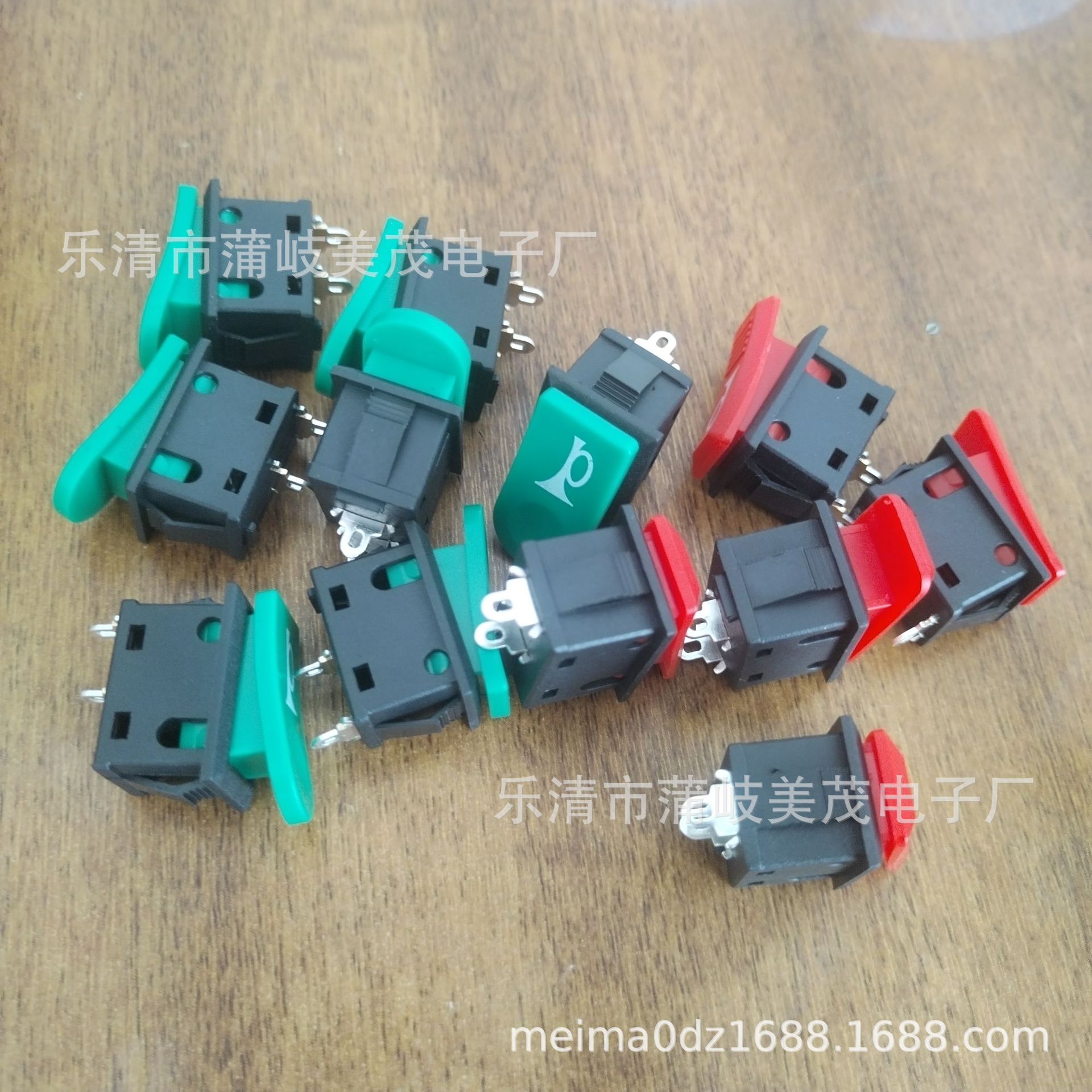 现货批发KCD1船型开关 防水翘板电源开关 喇叭开关 电瓶车开