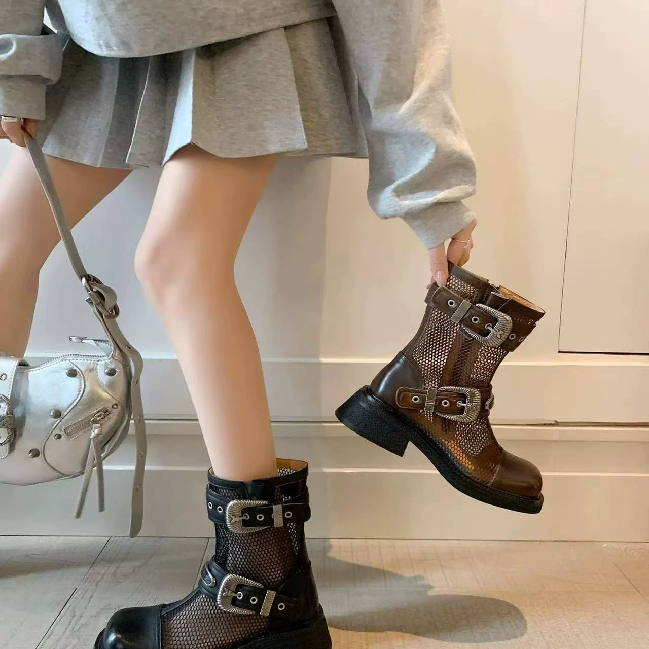 Женские летние ботинки из коровьей кожи в британском стиле с сетчатой пряжкой, дышащие, с вырезами, на толстом каблуке и толстой подошве, короткие сандалии.