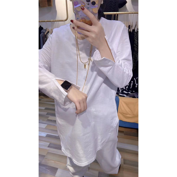 Extra large winter base body-friendly long-sleeve with a round…