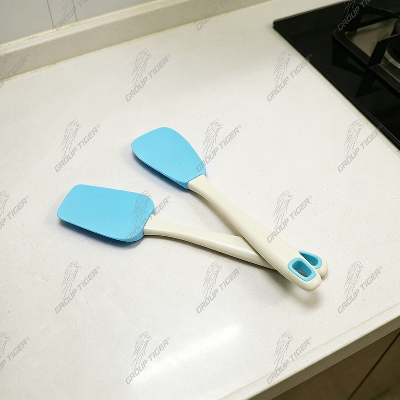 Qunhu silikon spatula kaşık seti modern minimalist mutfak ürünleri Yangjiang ürünü 2022 model silikon mutfak takımı