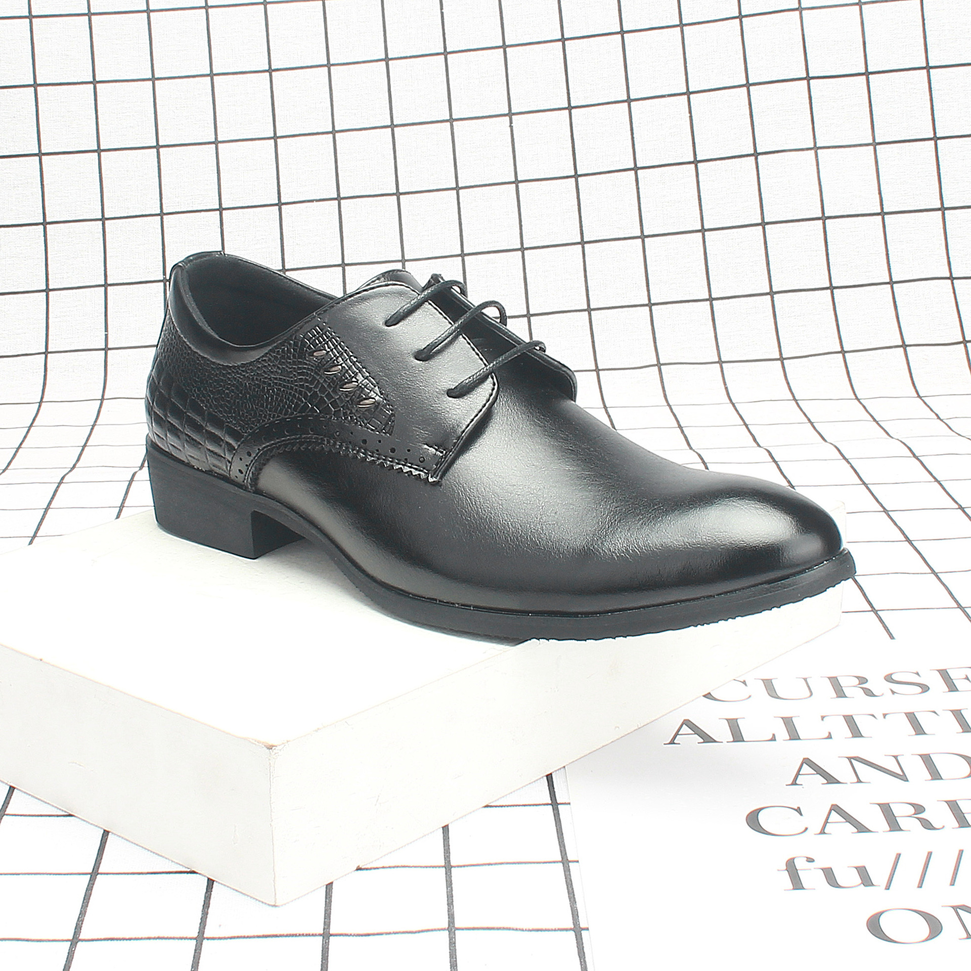 2022ʿɫ߼ͷʱװӢϵЬ74