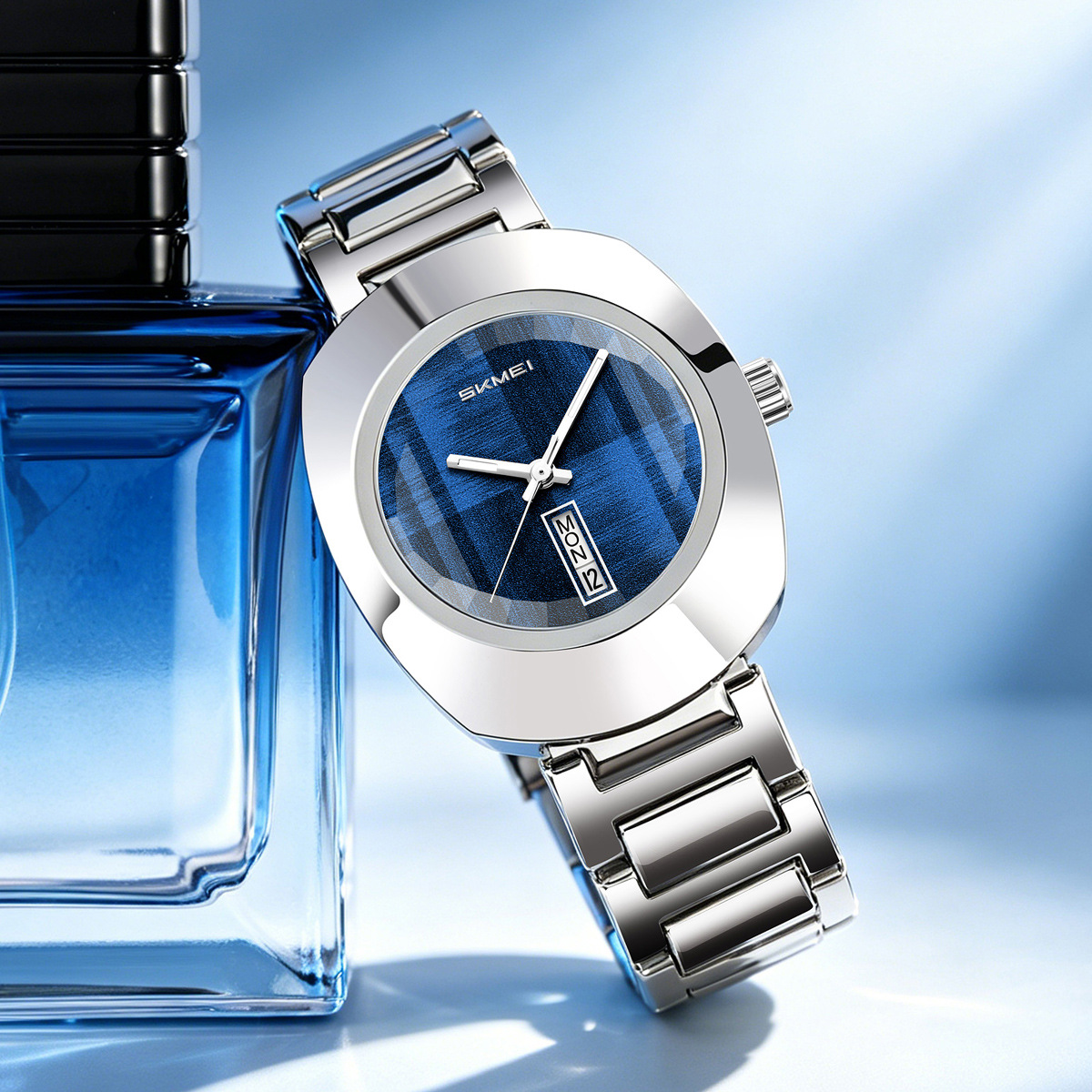 Momento de belleza azul acero correa relojes de cuarzo hombre retro impermeable relojes de negocios comercio exterior al por mayor regalos fábrica personalizada