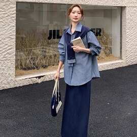 胖大码春秋季时尚减龄显瘦条纹衬衫披肩套装女半身裙休闲三件套