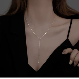 戒指;项链;耳环