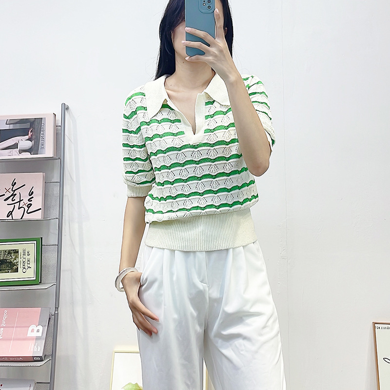 French-Style Early Autumn Niche Design Fresh Colorful Striped Short-Sleeve Polo Collar V-Neck Knit Top for Women French-Style Early Autumn Niche Design Fresh Colorful Striped Short-Sleeve Polo Collar V-Neck Knit Top for Women