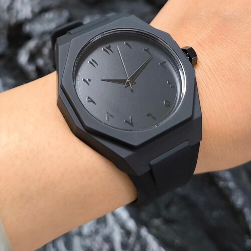 Russian cross-border best-selling men's watch with a sense of elegance quartz watch Arabic numerals European and American fashion large dial