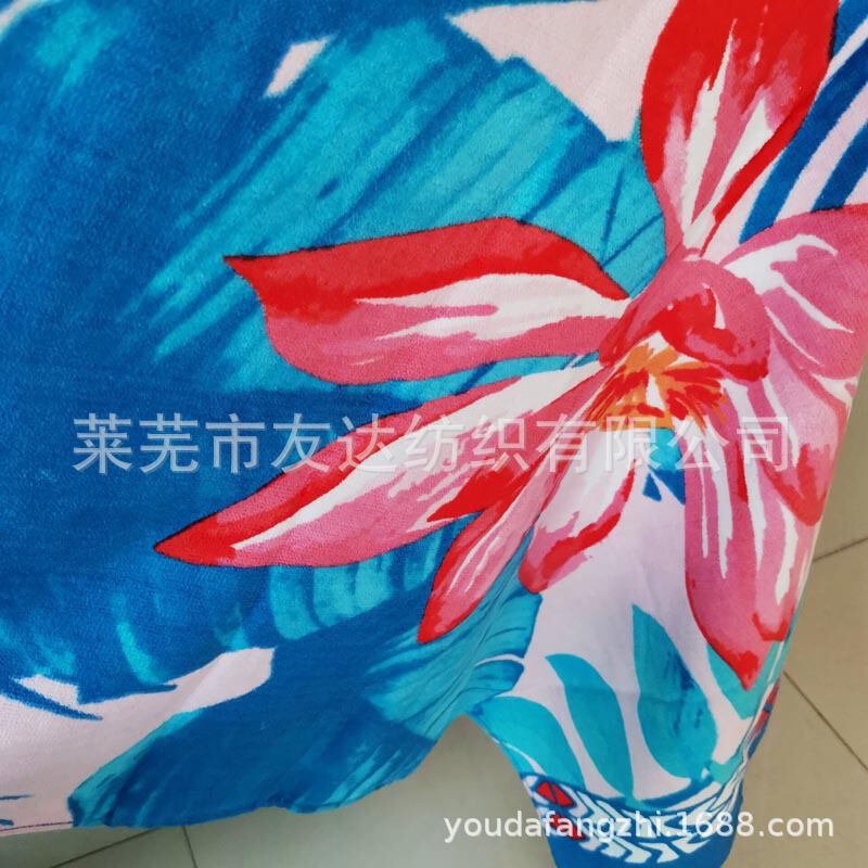 Outer single tail cotton cut velvet active printing large bath towel summer seaside beach towel can be covered wild napkin