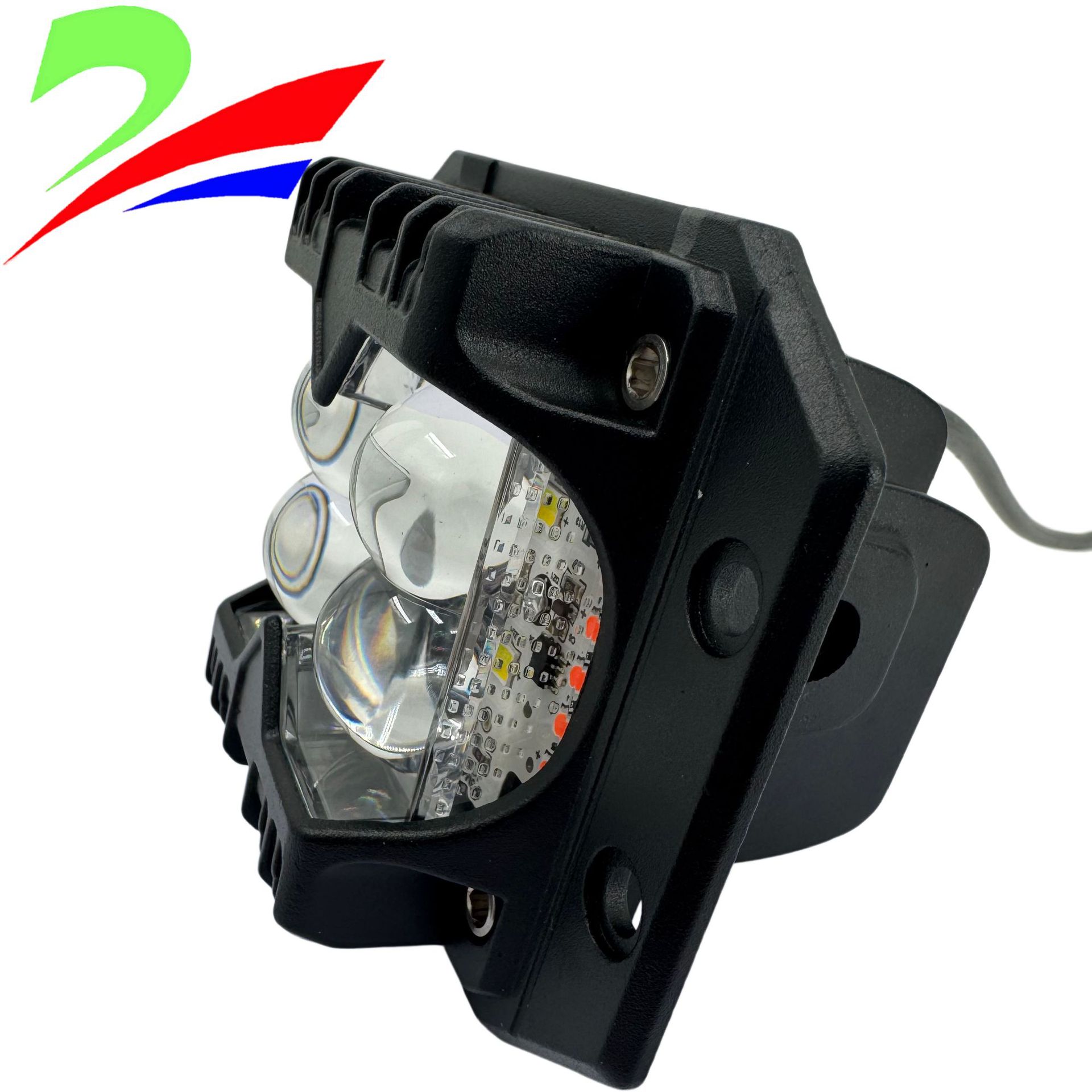 Foco cuadrado de lente LED de cuatro perlas, iluminación ultra alta, resistente al agua, resistente al polvo y resistente a la caída.