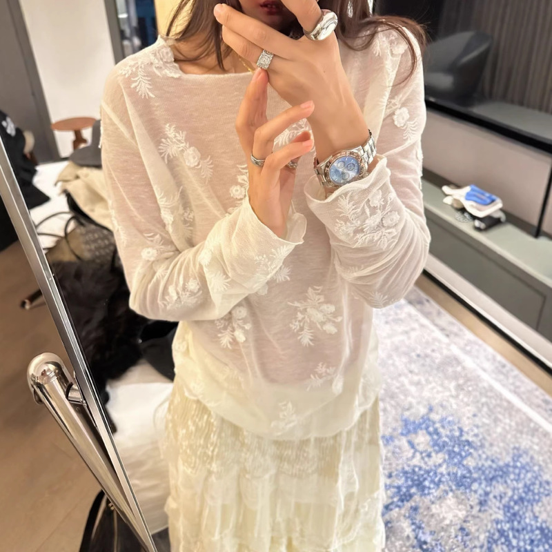 French-Style Romantic and Gentle Atmosphere, Three-Dimensional Relief, Exquisite Embroidery, Long-Sleeved Lace Shirt for Women, Early Spring Top French-Style Romantic and Gentle Atmosphere, Three-Dimensional Relief, Exquisite Embroidery, Long-Sleeved Lace Shirt for Women, Early Spring Top