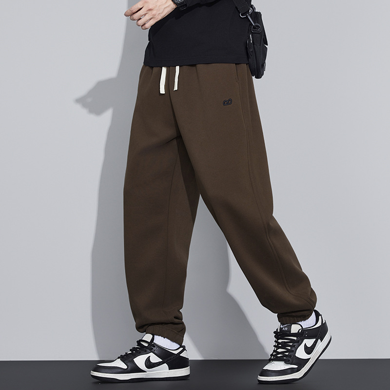 2025 nuevo estilo primavera y otoño suelto pie rectas bordado pantalones masculinos japoneses retro suelto pantalones de tendencia versátil