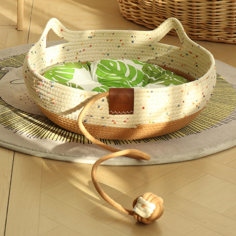 Yuanbao 다채로운 폼폼 갈색 장난감 공 + 녹색 면 패드