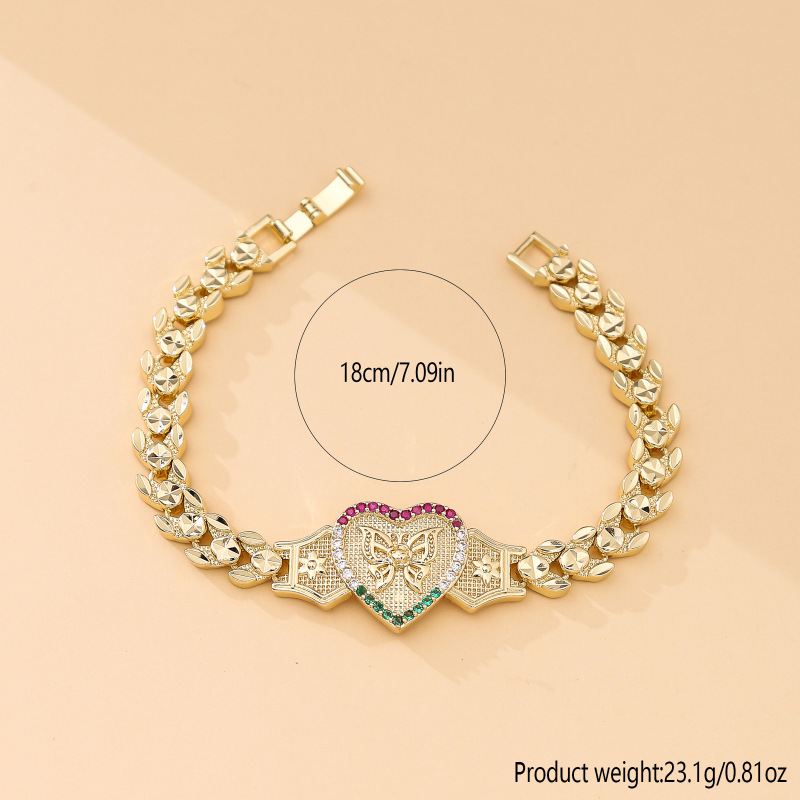 Vintage Gold Chain Bracelet with Colorful Diamonds and Heart-Shaped Charms, Decorated with Butterflies, Light Luxury Without Being Too Similar to Other Styles, Versatile and Timeless