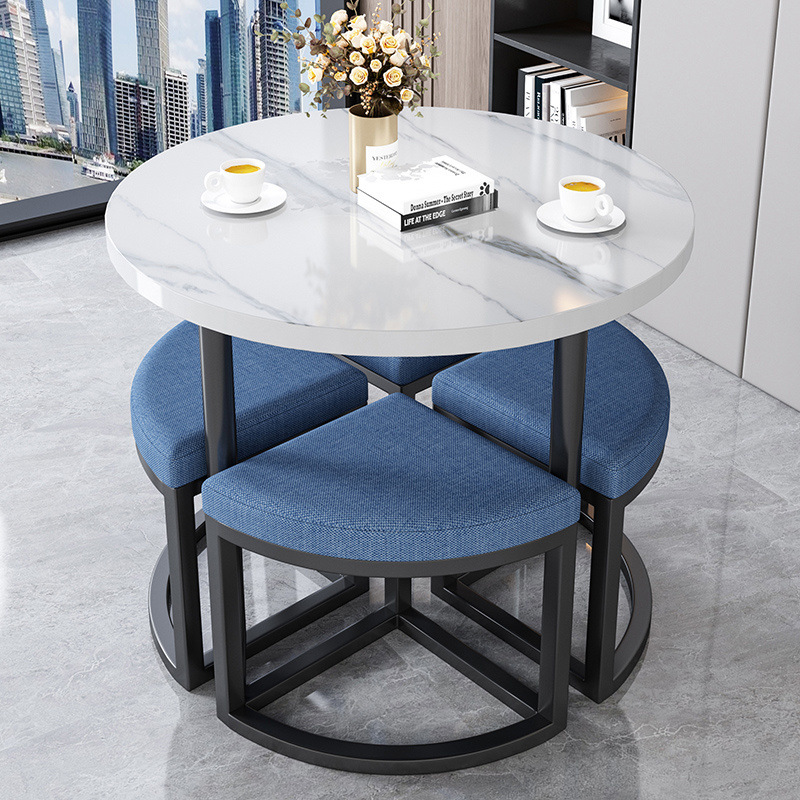 Taburete de tela azul + mesa de mármol