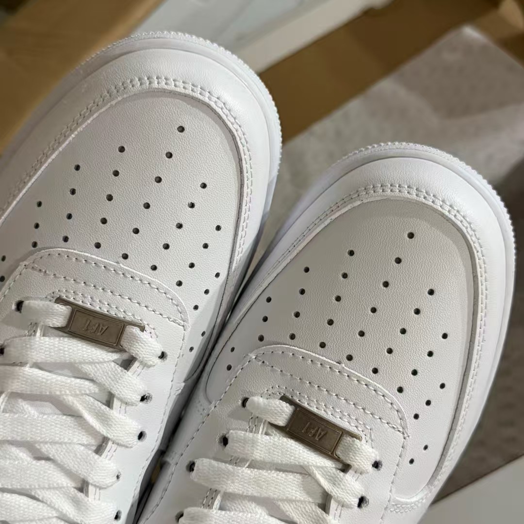 Air Force No. 1 AF1 High version Putian zapatos de mesa para hombres y mujeres de deconstrucción baja de trigo blanco puro Air Force No. 1 zapatos blancos
