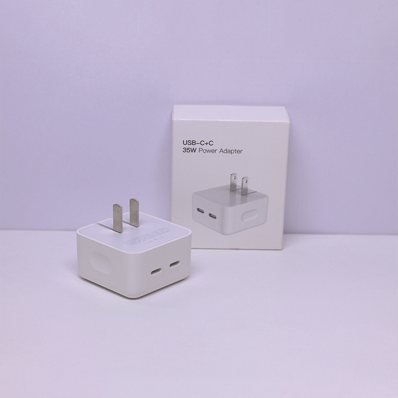 Cargador PD 20W para iPhone 15/14, carga rápida universal, compatible con toda la serie Apple.