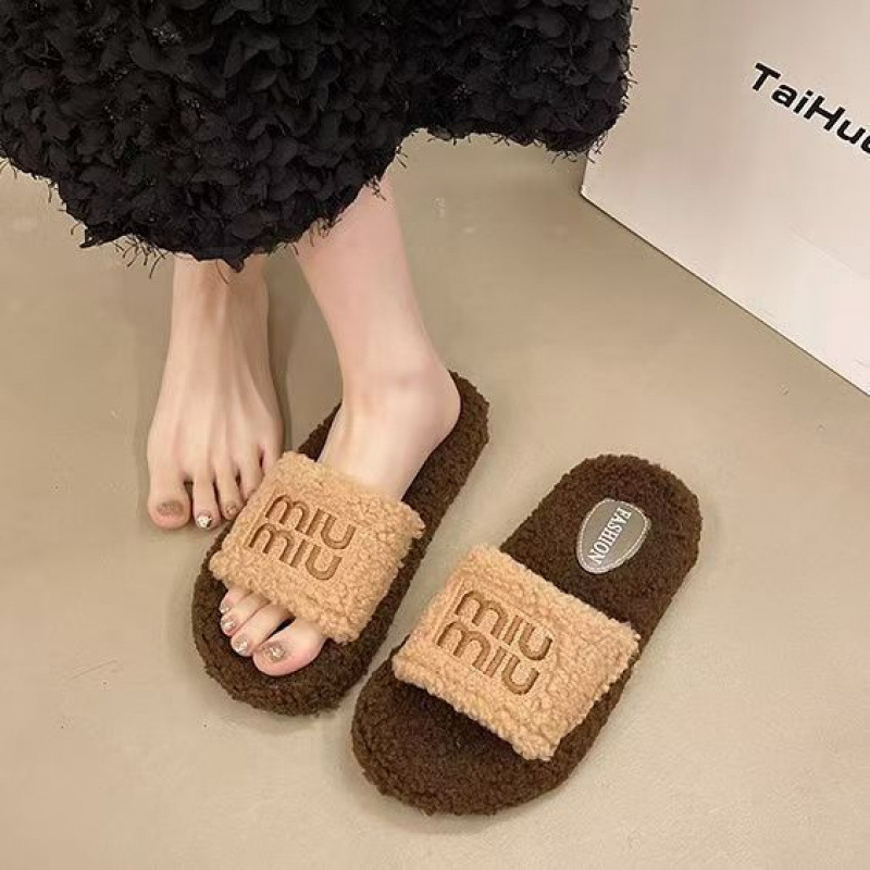 2025 nueva zapatillas de lana de leopardo para mujeres adorables otoño y invierno domésticos antideslizantes interiores supermercado al por mayor zapatillas de algodón para mujeres