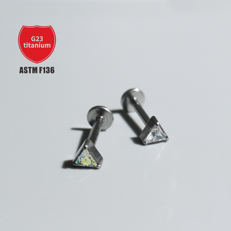 Pointed titanium steel lip stud product view