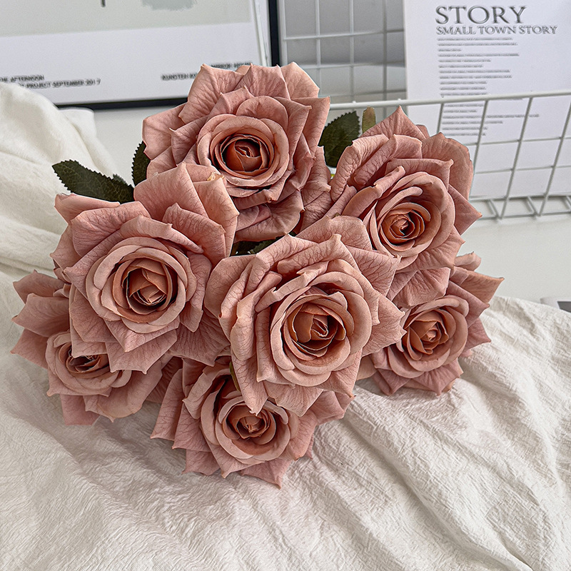 7 cabezas capuchino en relieve ramo de rosas flores artificiales boda decoración de coche flores falsas ramo de flores secas sentido de alta gama