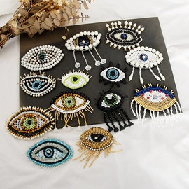 钮扣;布贴;服装饰品