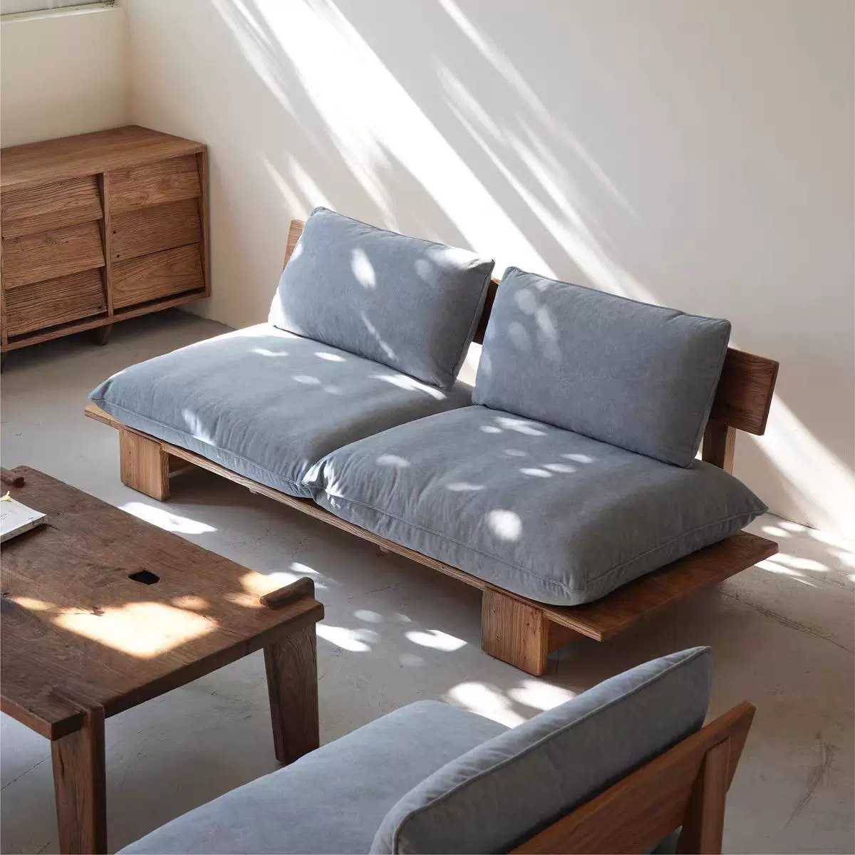 侘寂风老榆木小户型实木沙发民宿公寓原木双人沙发实木榆木沙发