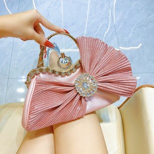 �¿�羳��ʽ�W���ֹ�������P��������Y������μ�б���Ů��