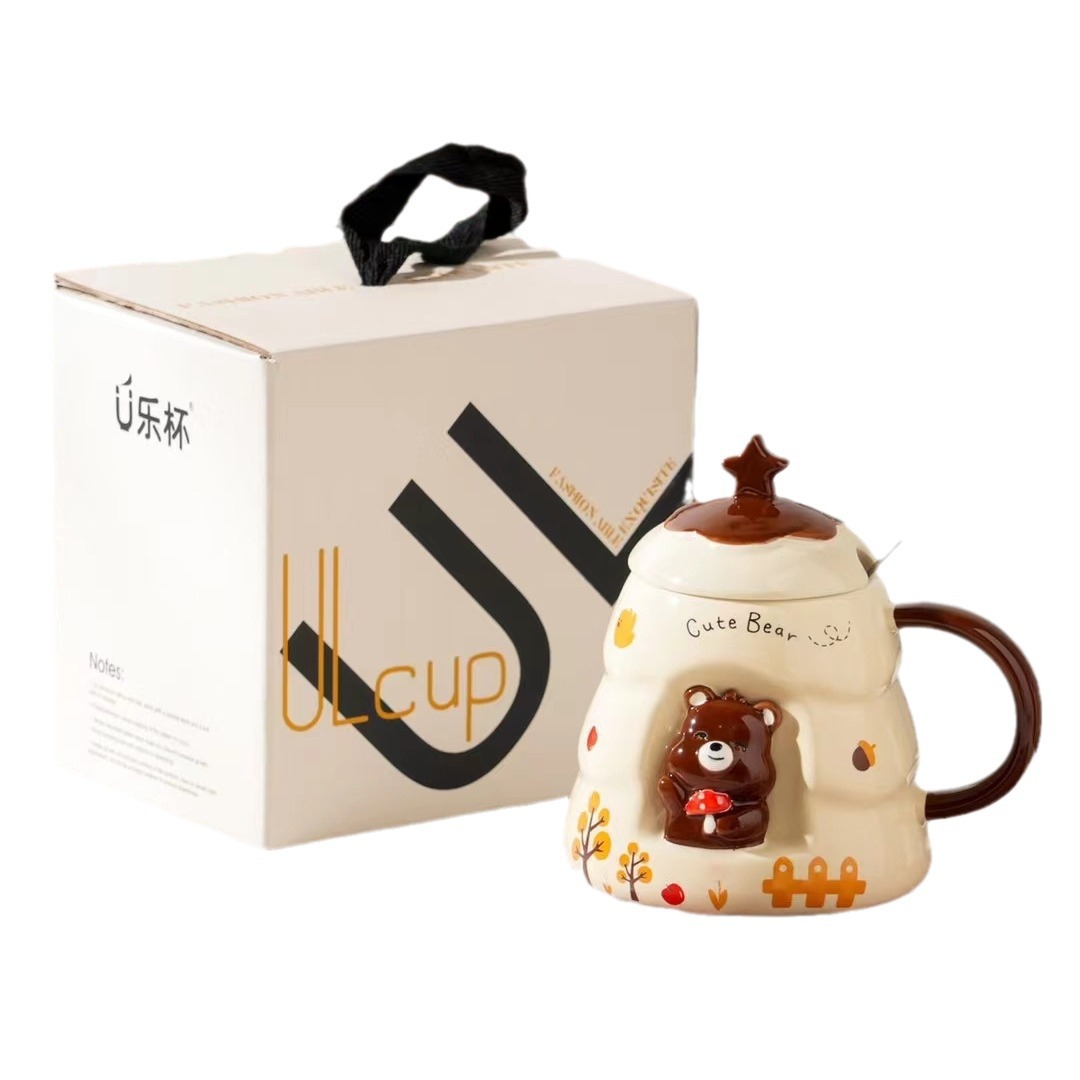 Oso de dibujos animados creativo Taza de cerámica con tapa cuchara Linda taza de café con regalo de la mano de alta apariencia en relieve muñeca taza