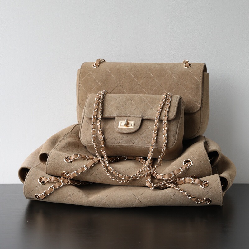 Light luxury Chanel-style quilted chain messenger bag for women, vintage casual frosted cowhide shoulder bag