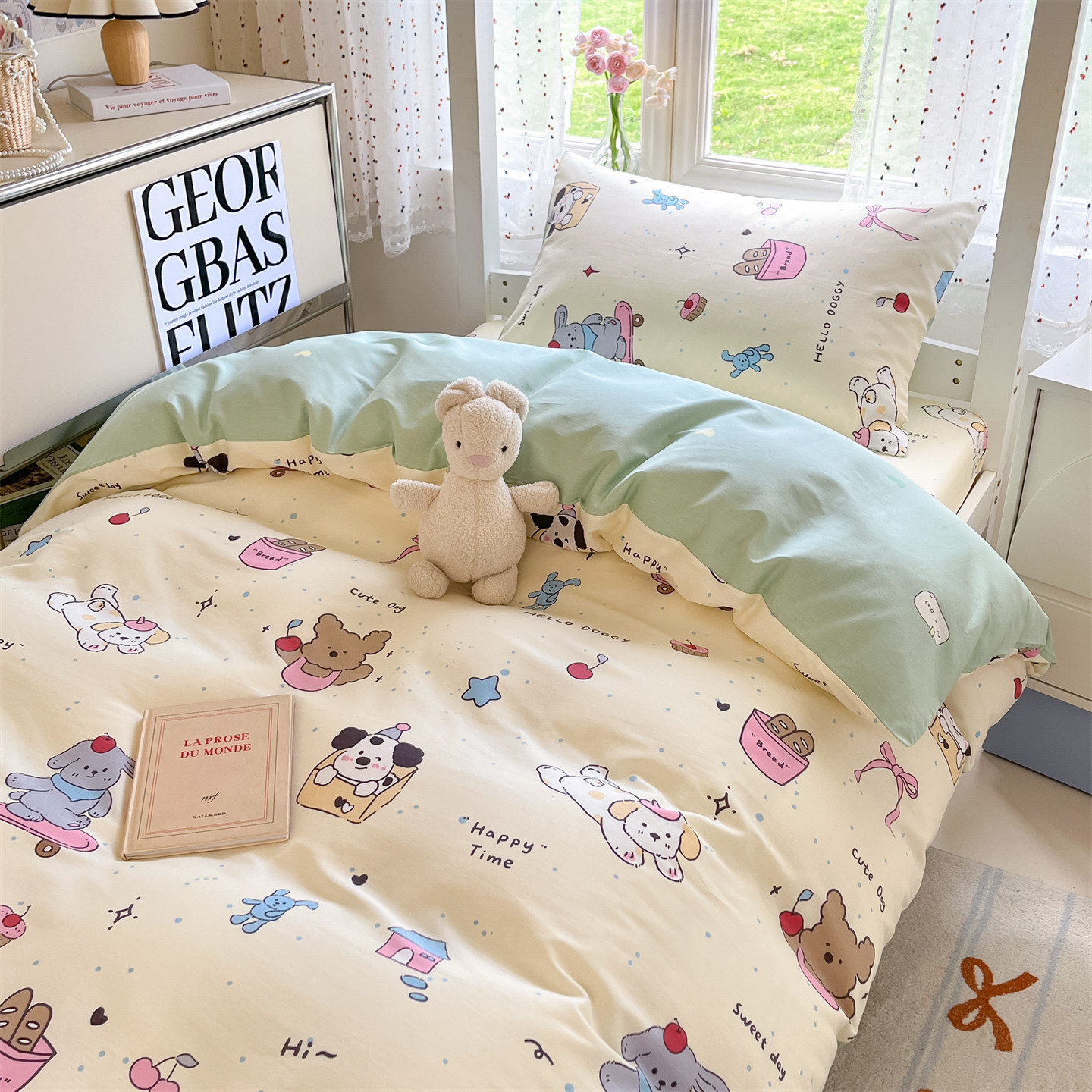 Dormitorio traje de cama de algodón de tres piezas 2025 nuevo estudiante universitario individual juego completo de sábanas de edredón de algodón para todas las estaciones