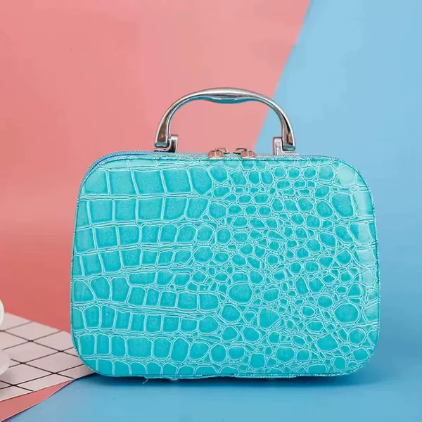 Lake blue [empty box]