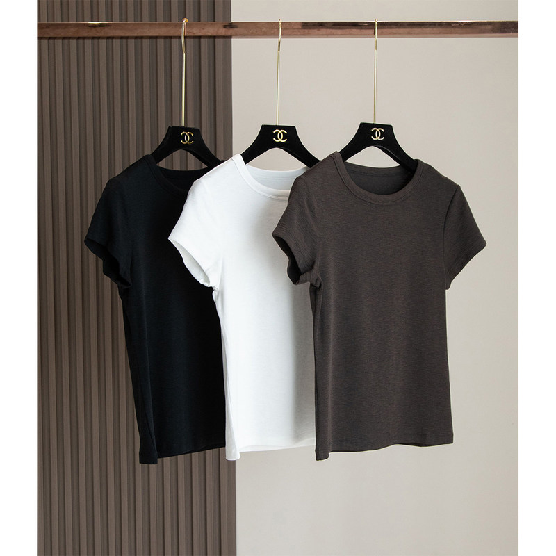 A Classic from Row! the Fabric Is Extremely Comfortable, a Simple Basic Style, Slim Fit, Stretchy Tencel Cotton, Solid Color Short-Sleeve T-Shirt A Classic from Row! the Fabric Is Extremely Comfortable, a Simple Basic Style, Slim Fit, Stretchy Tencel Cotton, Solid Color Short-Sleeve T-Shirt