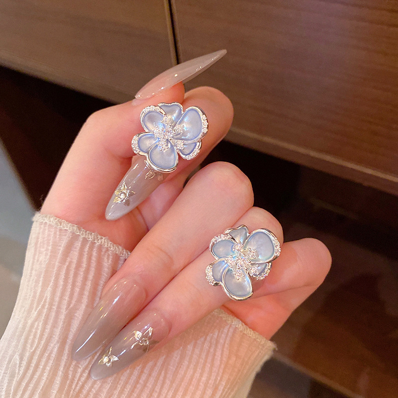 微镶锆石紫色花朵耳环女轻奢高级感个性立体耳钉2025新款耳饰批发|undefined