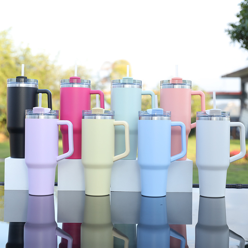 Nuevo coche portátil, taza de coche, taza de hielo, mini taza de aislamiento, linda taza de agua de acero inoxidable de alto valor para mujer