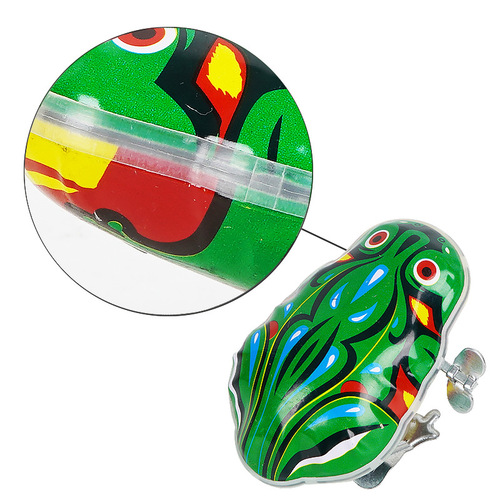 Wind-up toy tin frog upgraded with nostalgic street stall jumping toy children's small frog on chain wholesale