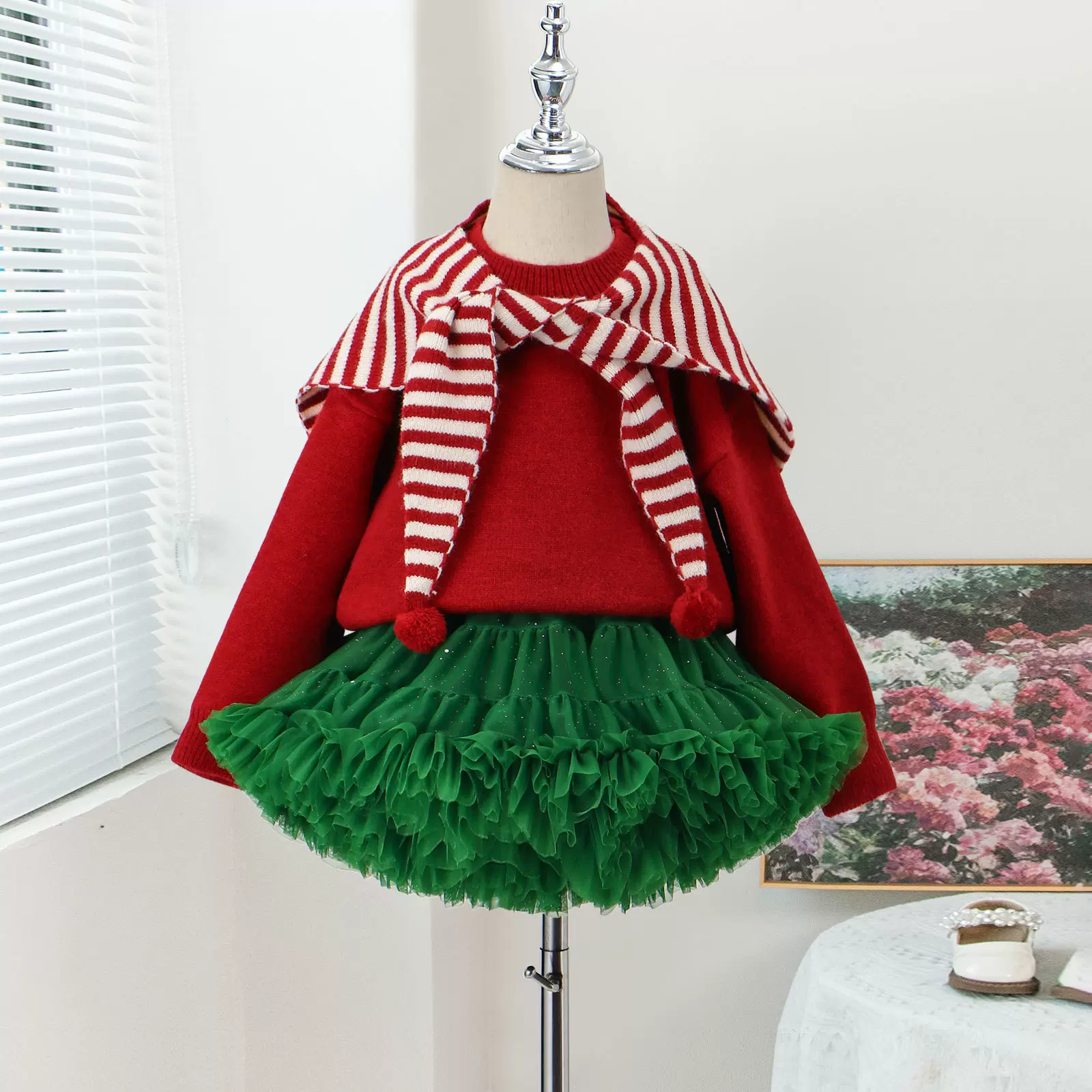 圣诞节搭配儿童披肩秋冬新款针织毛线衣两件套球球女童毛衣外套女