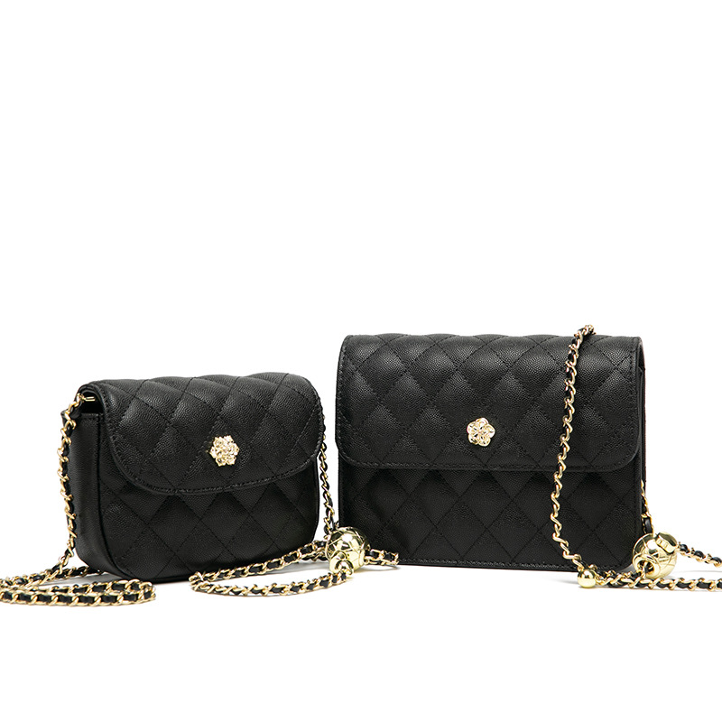 2024 Borsa piccola con catena dorata a forma di pallina dorata alla moda quadrata in tinta unita versatile 2024, design unico, spalla singola_voghion.com