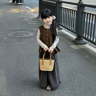 韩系女童复古套装2026春秋新款儿童甜美针织马甲打底衫秋装三件套