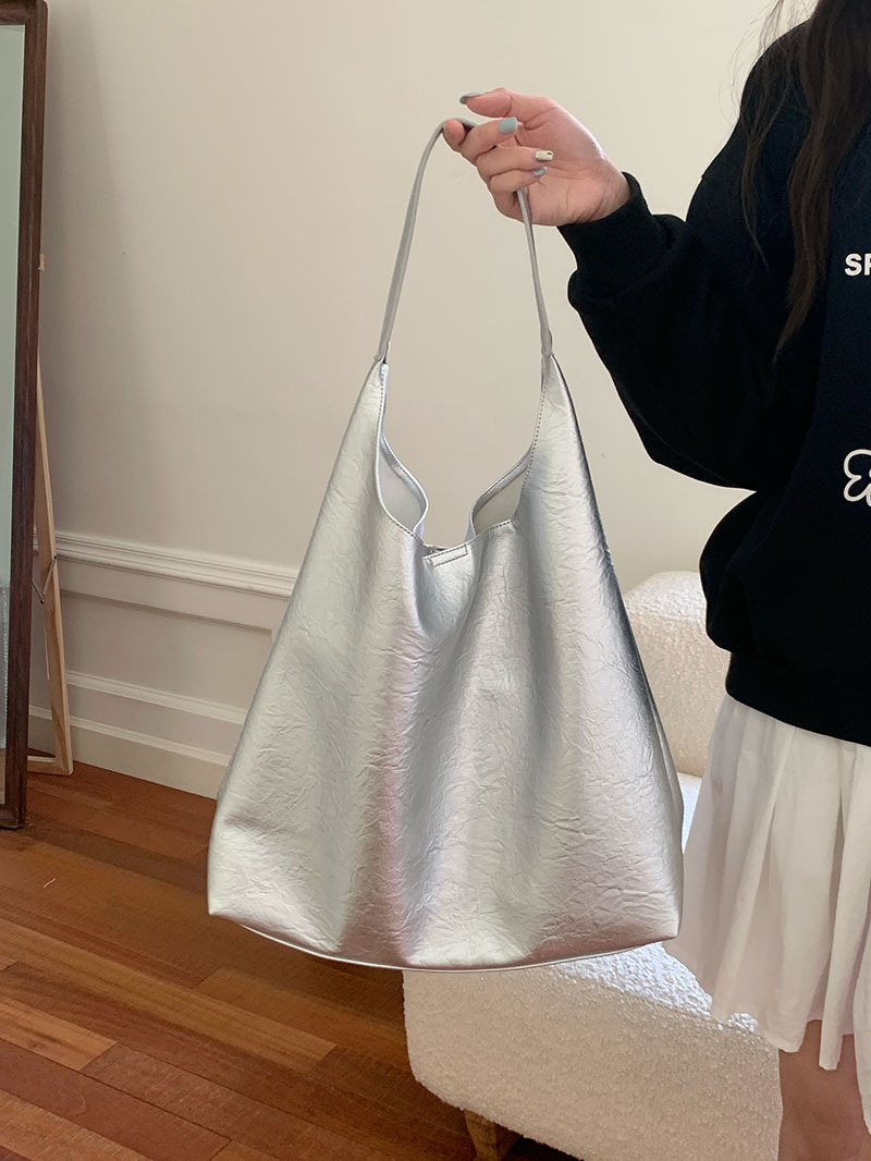 Women's Large Soft Leather Shoulder Tote Bag For Daily Commuting_voghion.com