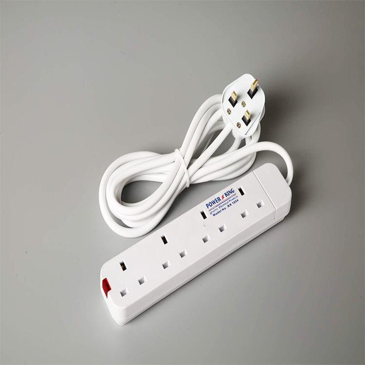 Estándar británico Enchufe estándar británico de cuatro bits multi-posición con panel de parche de luz Placa de cableado socket remolque tablero plug-in cable de extensión de comercio exterior image 6