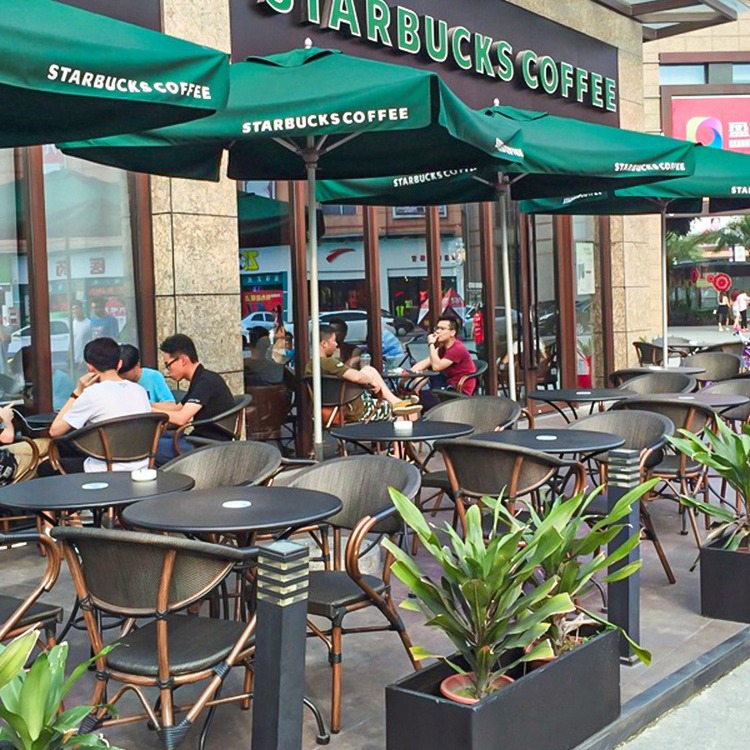 Mesa y silla al aire libre leche tienda de té cafetería silla de malla Silla de ratán Patio de tres piezas balcón mesa y silla de ocio al aire libre