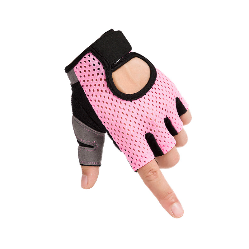 Deportes al aire libre guantes de fitness hombres y mujeres de levantamiento de pesas transpirable antideslizante de silicona medio dedo guantes de montar en bicicleta al por mayor