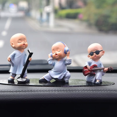 Car Ornaments Car Creative Internet Red Band Little Monk Car Cute Resin Little Monk Decoration Supplies (Car ornaments) - band-little-monk-small-oval-mat