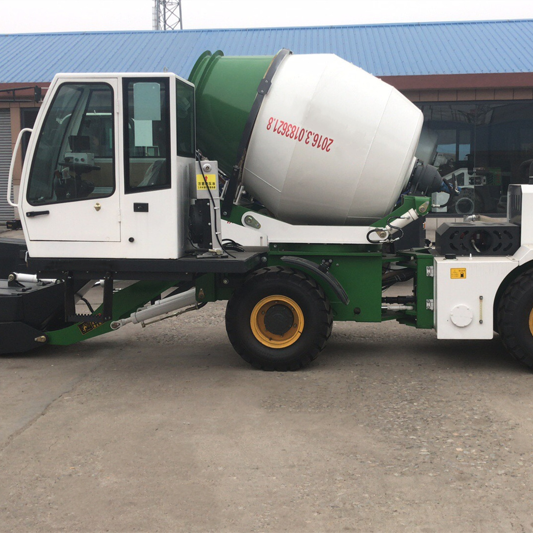 烟台自上料搅拌车 2.0方自上料带铲搅拌车 流动搅拌车