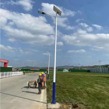 批发定做户外球场灯杆道路照明led太阳能厂家直销太阳能路灯杆