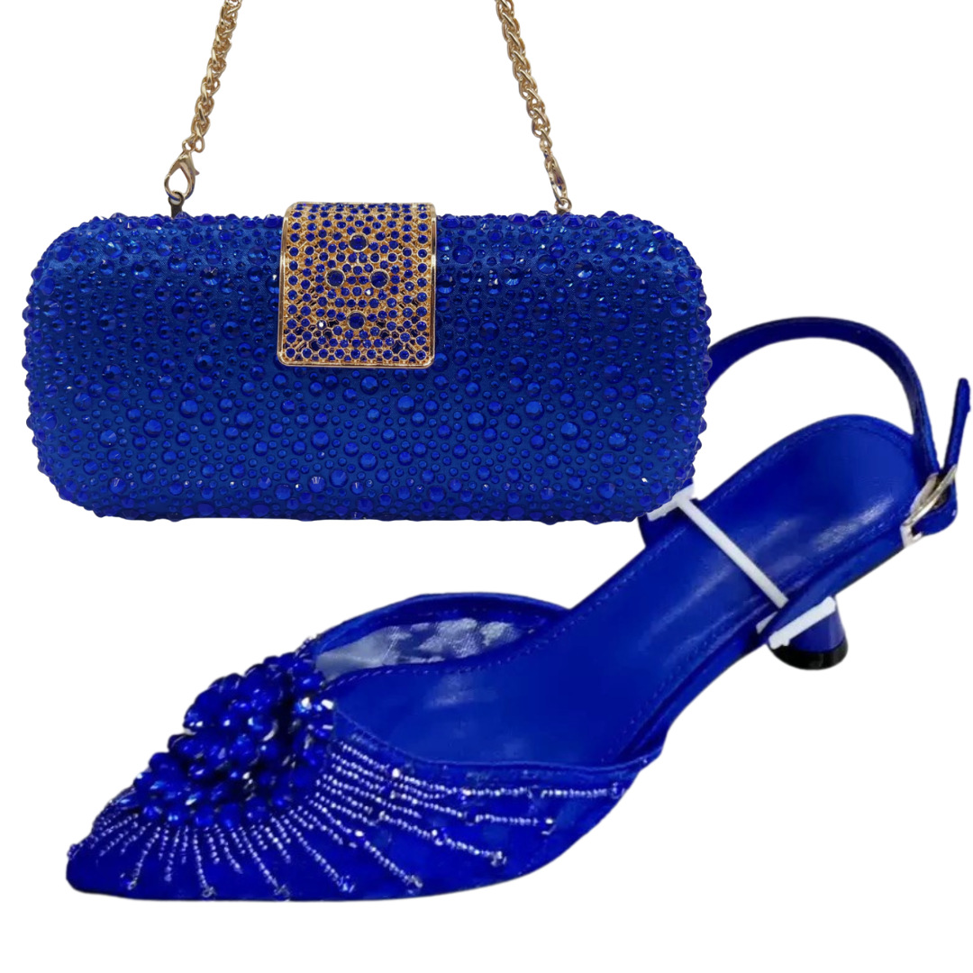 Zapatos estilo italiano para la cena sandalias de tacones finas de verano mujer diamante de punta zapatos de novia